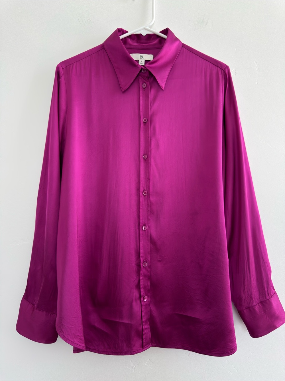 Banana Republic Dillon Satin-Look Viscose Button Down Shirt Blouse in Magenta L